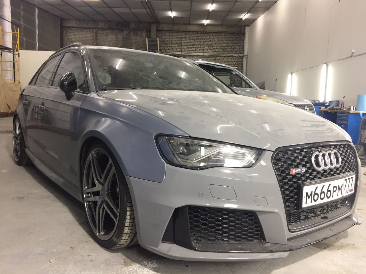 Nardo Grey Audi