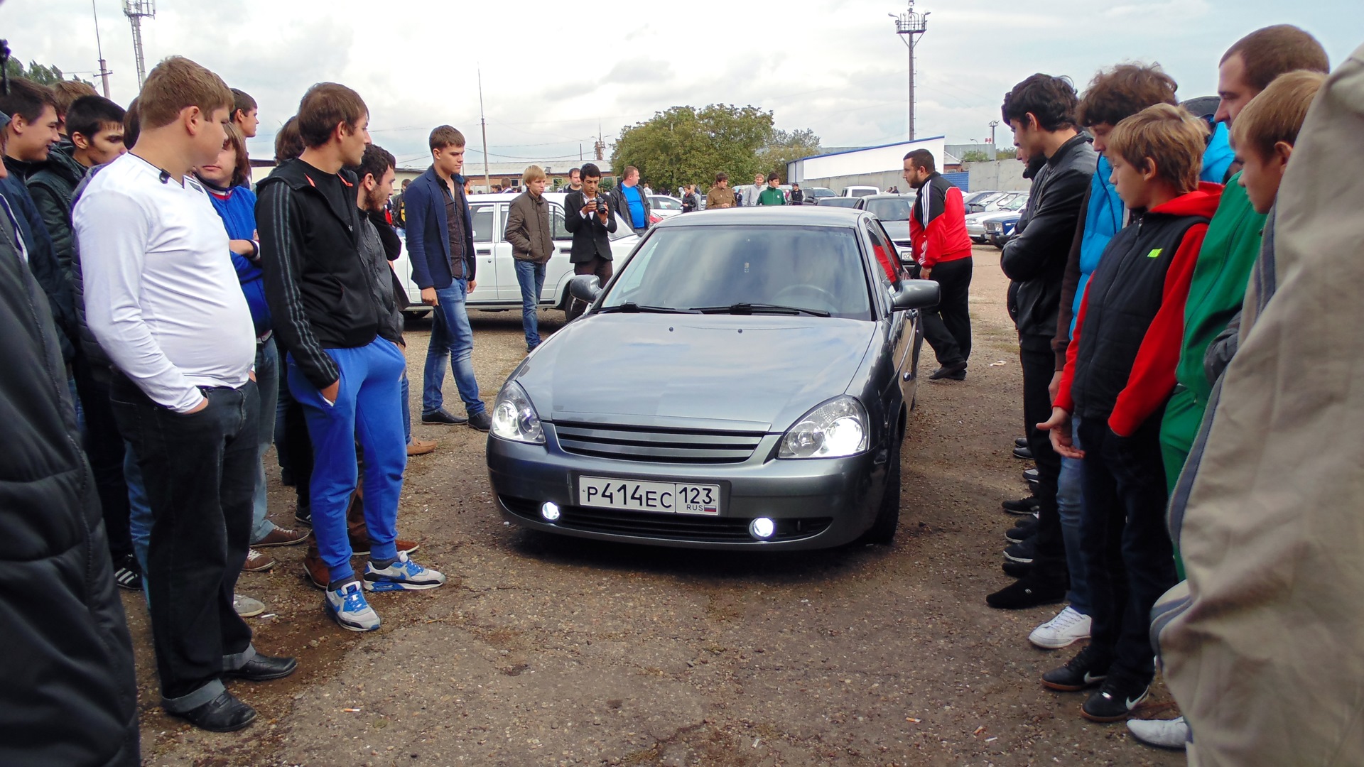 Lada Приора хэтчбек 1.6 бензиновый 2012 | Quartz 414 на DRIVE2