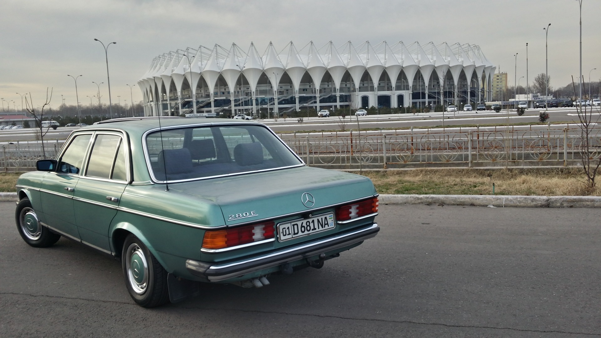 Mercedes-Benz W123 2.8 бензиновый 1980 | Немецкая классика на DRIVE2