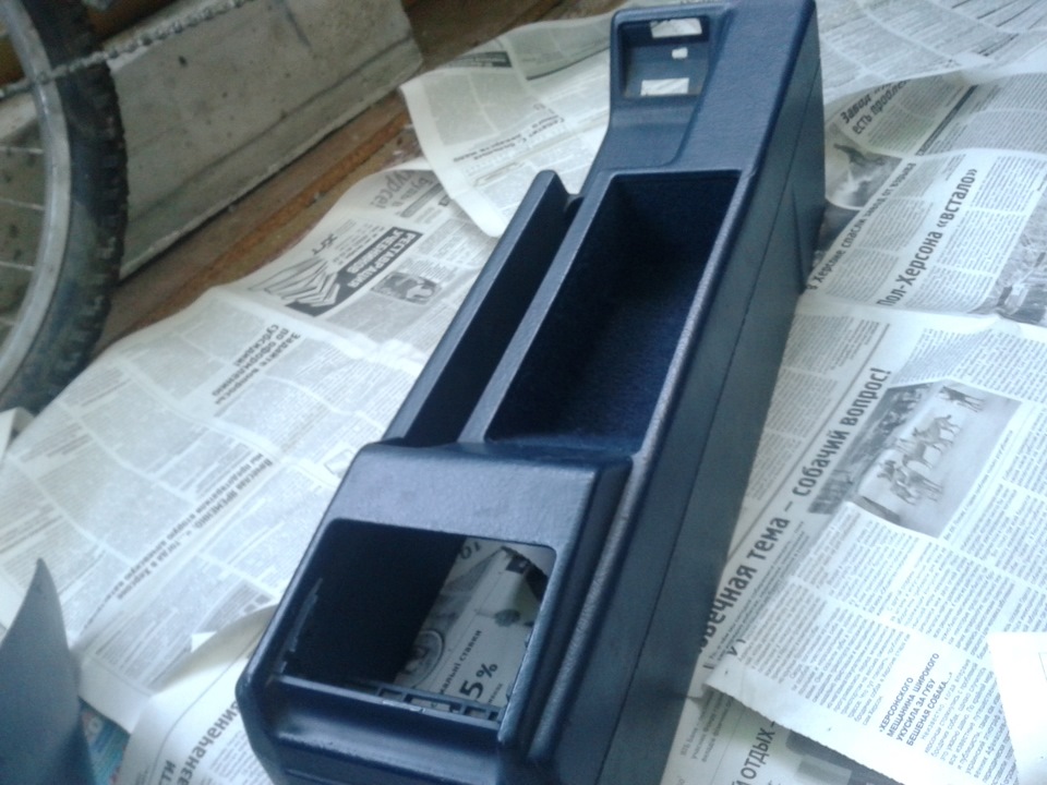 Покраска бороды-консоли в черный цвет — Audi 80 (B3), 1,8 л, 1987 года ...