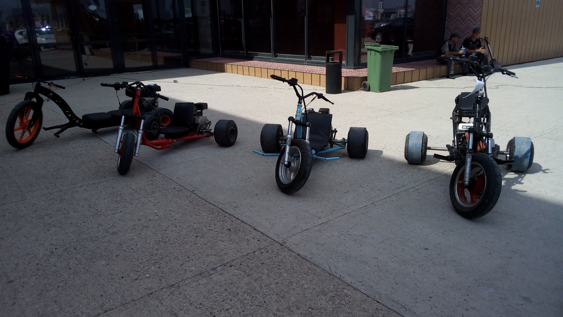 Hemi Trike Rocket II