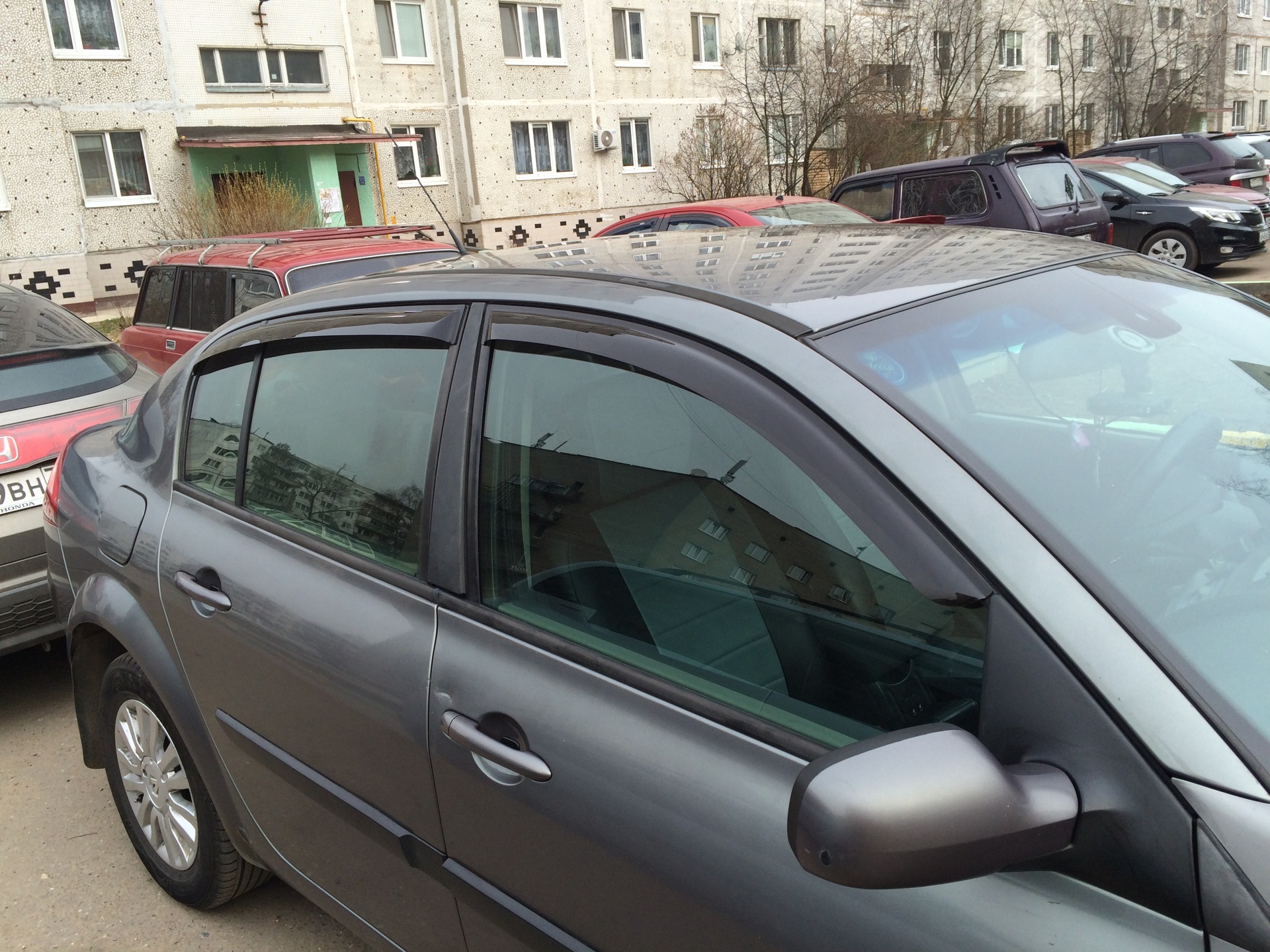 дефлекторы меган 2