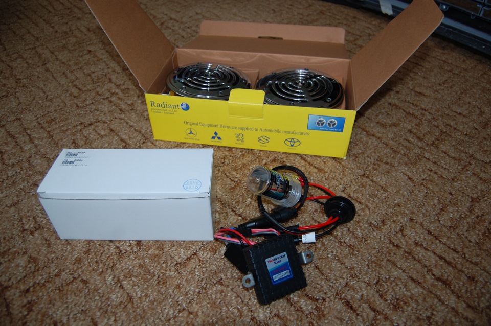 Ксенон и новый звуковой сигнал — Lada Приора хэтчбек, 1,8 л, 2009 года ...