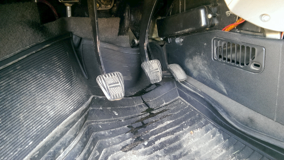 Проклятие калиновода — потекла печка 😭😪 — Lada Калина седан, 1,6 л ...