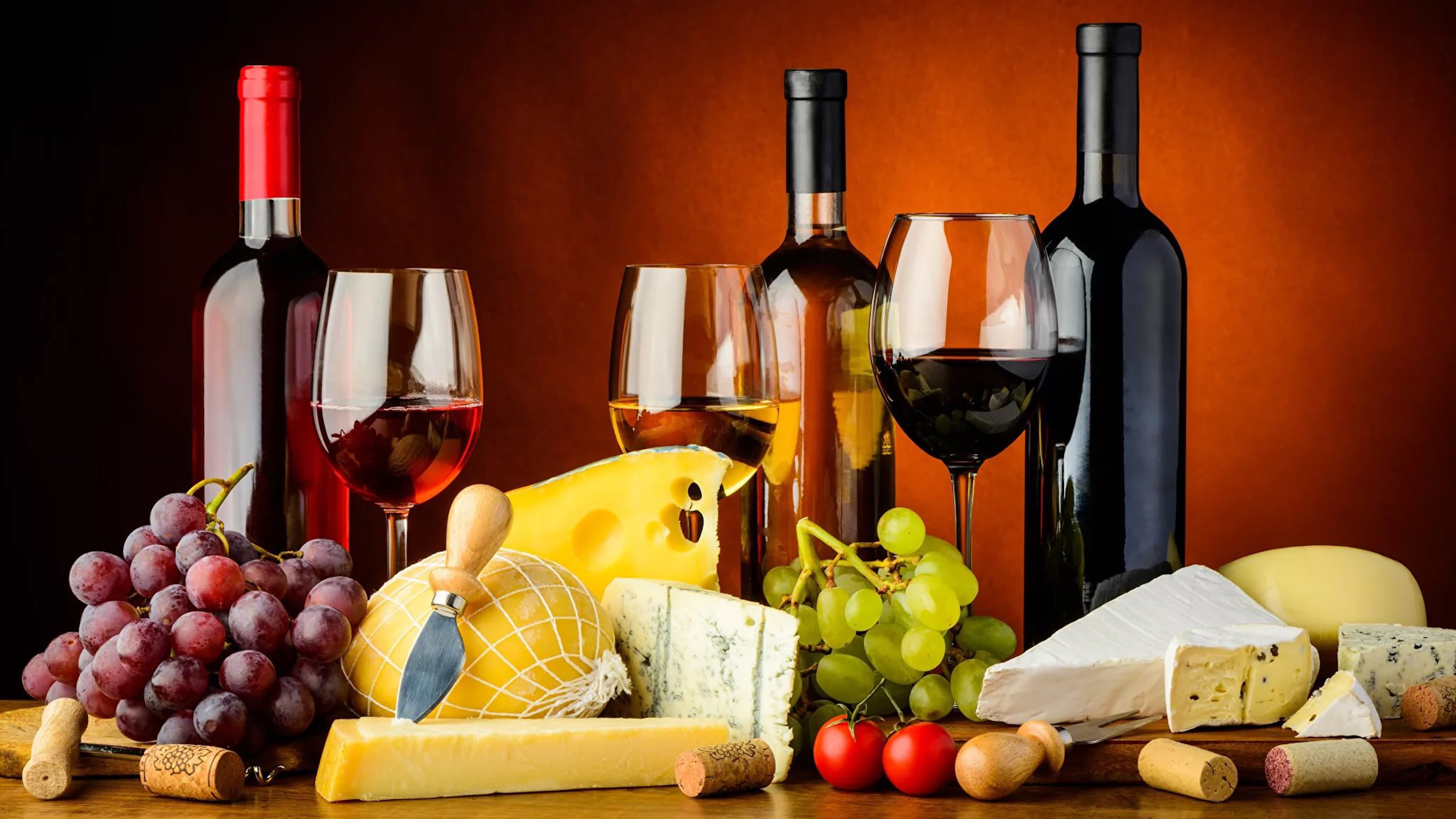 Живые обои вино. Натюрморт продукты и вино. Продукты и вино. Вино и сыр. Напиток вино.