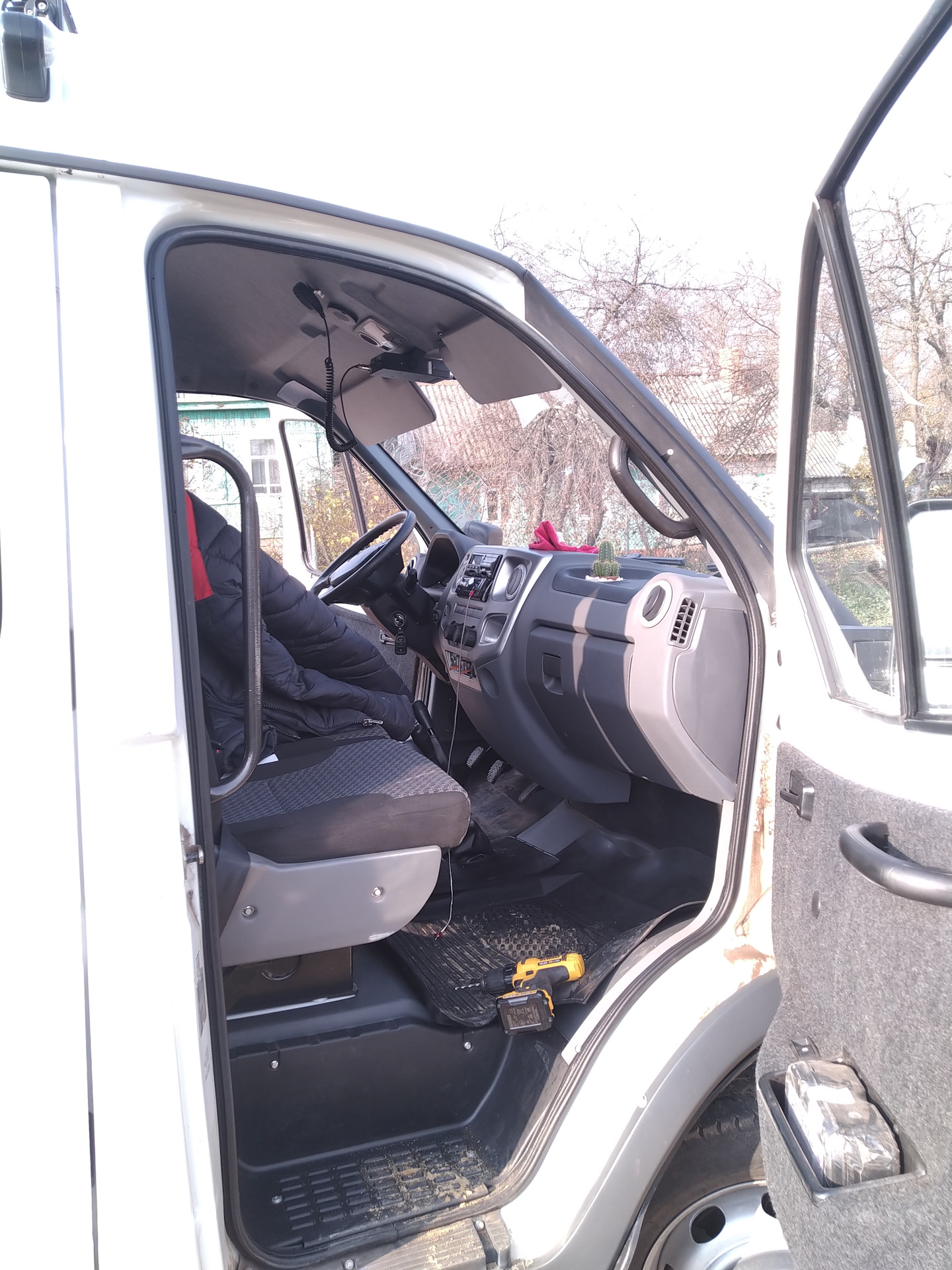 Ручки в кабину Газели — DRIVE2