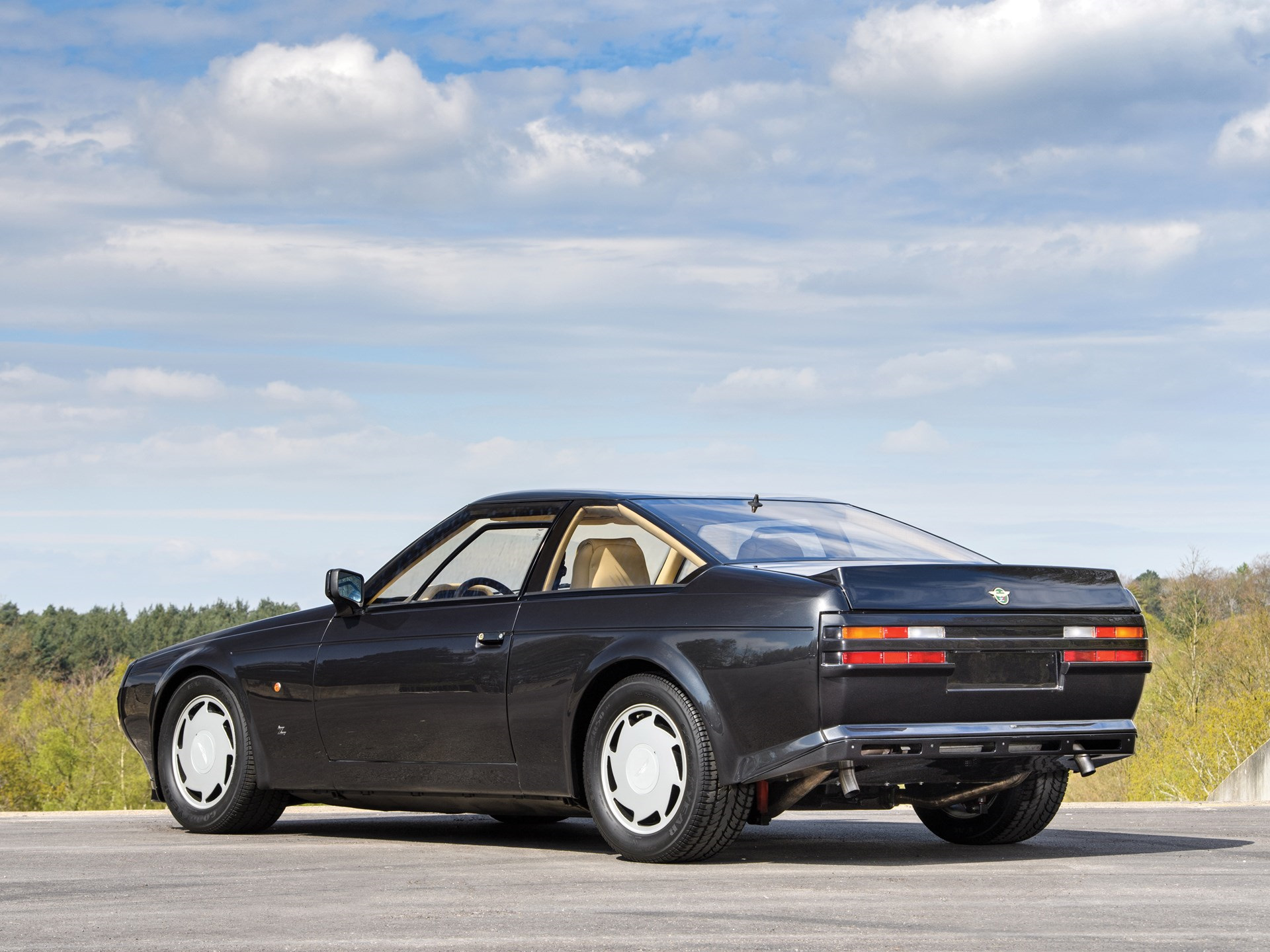 Aston Martin v8 Zagato 1986 года