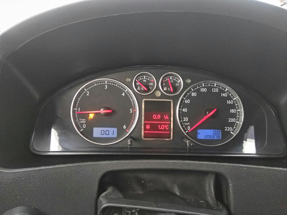 Как снять панель т5 Алюминивые кольца в приборку VW T5, Multivan Т5 - Daewoo Sens, 1,3 л, 2006 года 