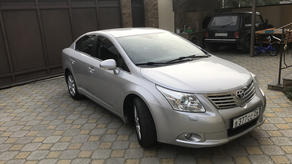 Щелчки при трогании — Toyota Avensis III, 1,8 л, 2011 года | плановое ...