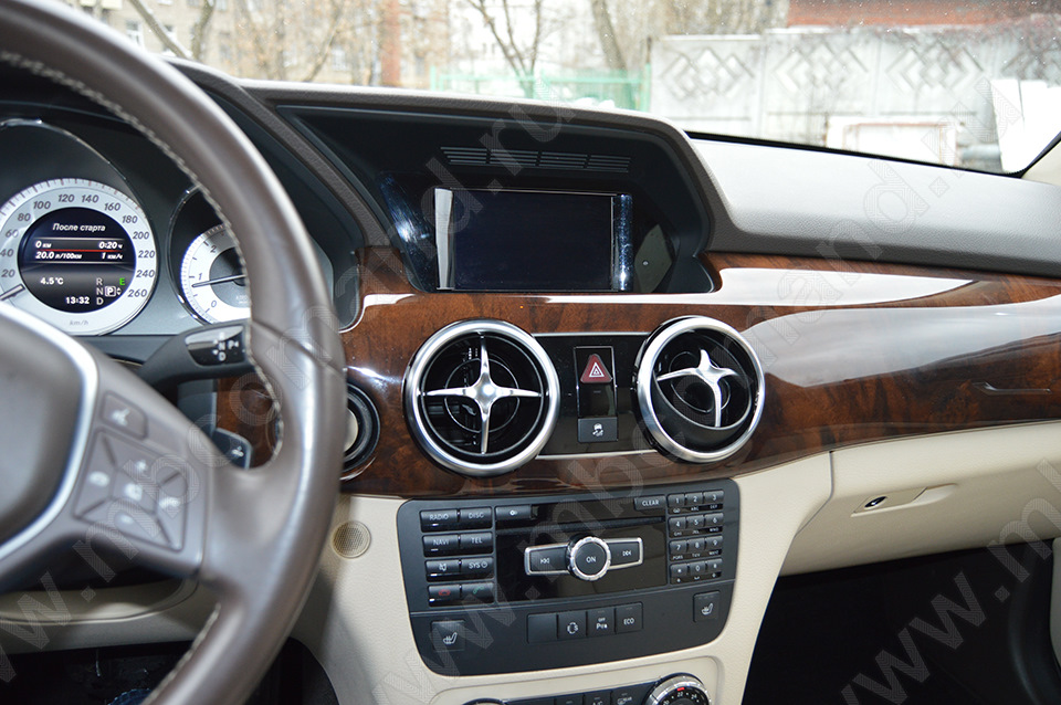 Снятие магнитолы glk 220