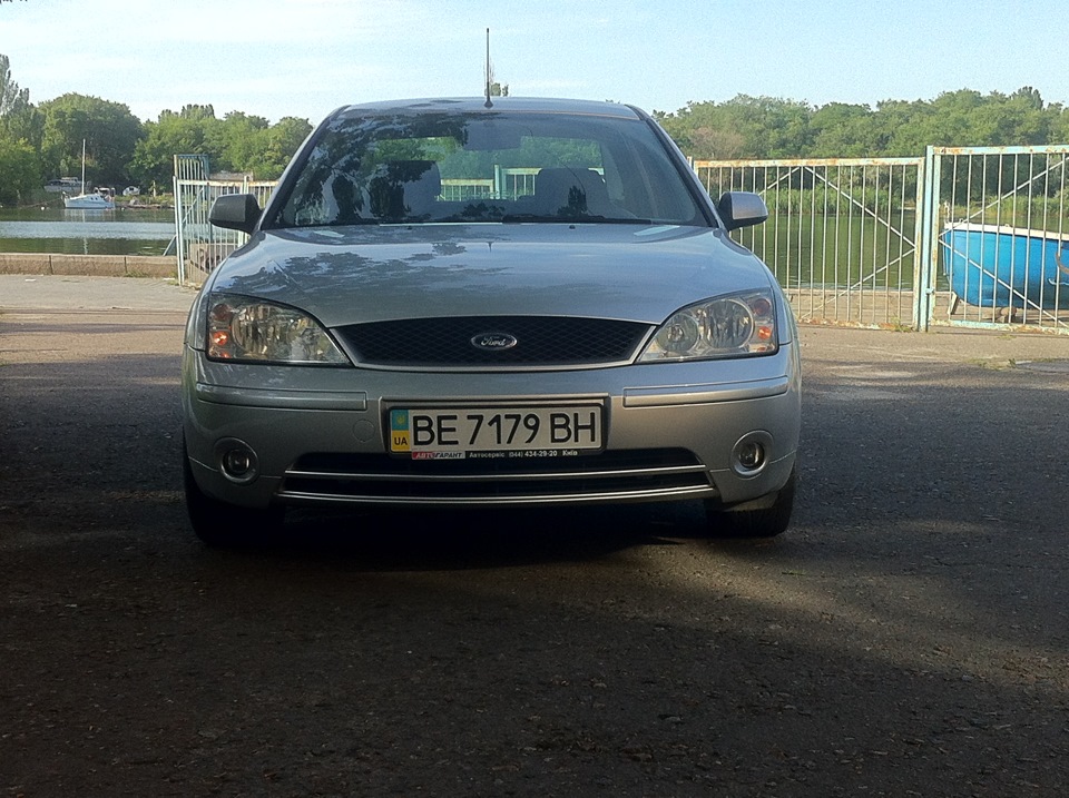 Погоня с прадо или как поменять бампер) — Ford Mondeo III, 1,8 л, 2002 ...