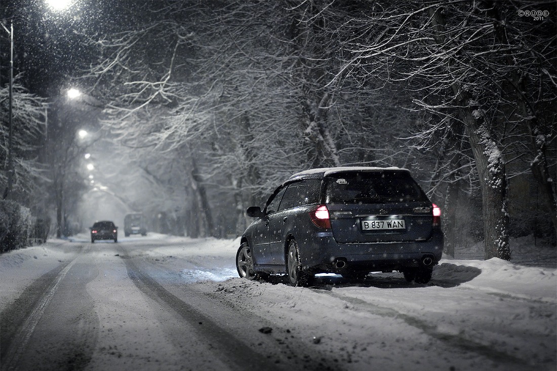 Ночь, снег, пустые улицы… — Subaru Legacy (BL/BP), 2 л, 2006 года |  фотография | DRIVE2