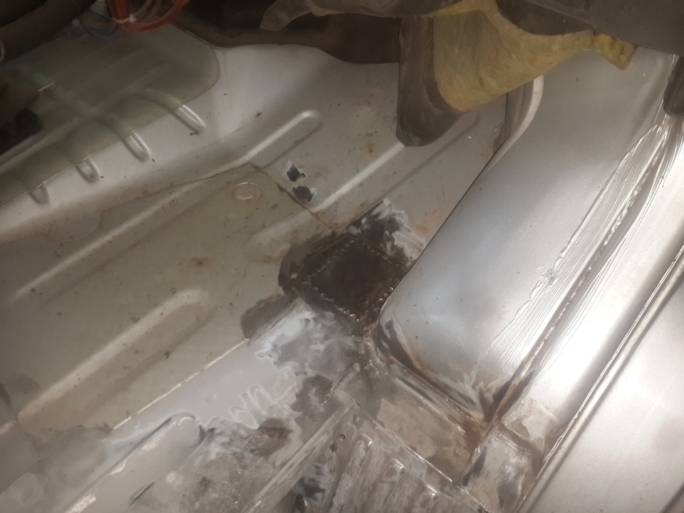 Восстанавливаем пол под передними сиденьями — Ford Transit (6G), 2,4 л ...