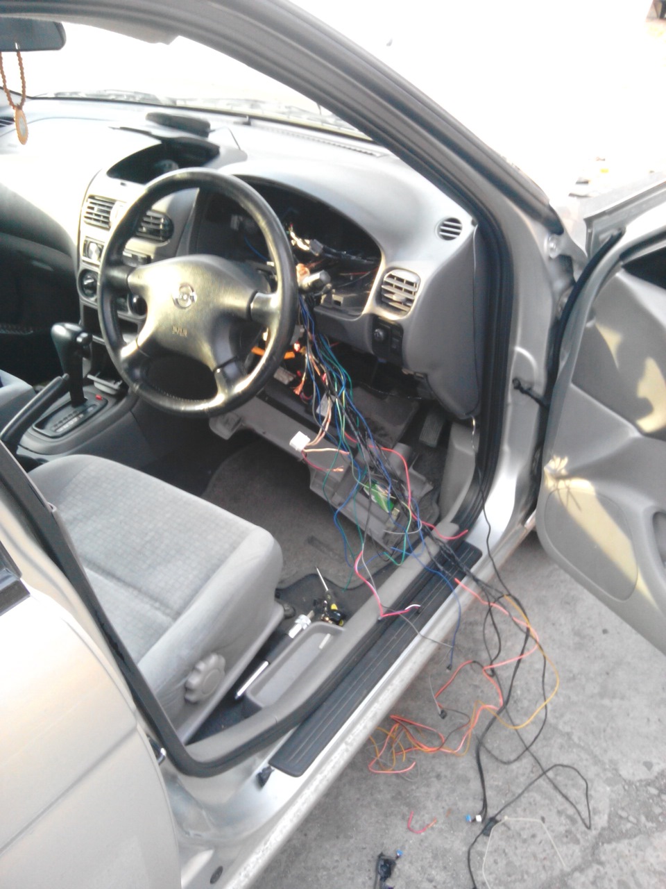 Замена автосигнализации! — Nissan Sunny (B15), 1,5 л, 2003 года ...