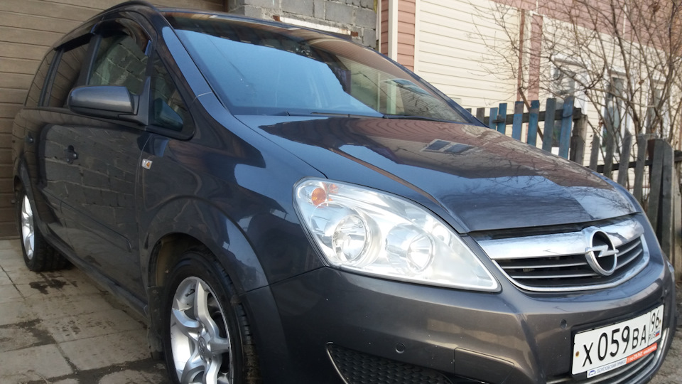 Удаление клапана ЕГР и чистка впускного коллектора — Opel Zafira B, 1,7 ...