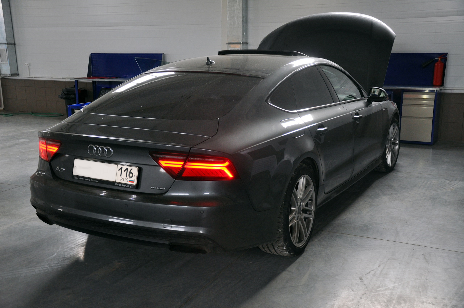 Audi A7 30 Tdi Stage 1 320hp Status L Vs Bmw 530d Stage2 Status L