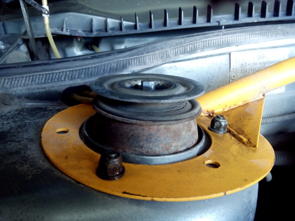 Поменял опорники — Lada 2114, 1,6 л, 2007 года | своими руками | DRIVE2