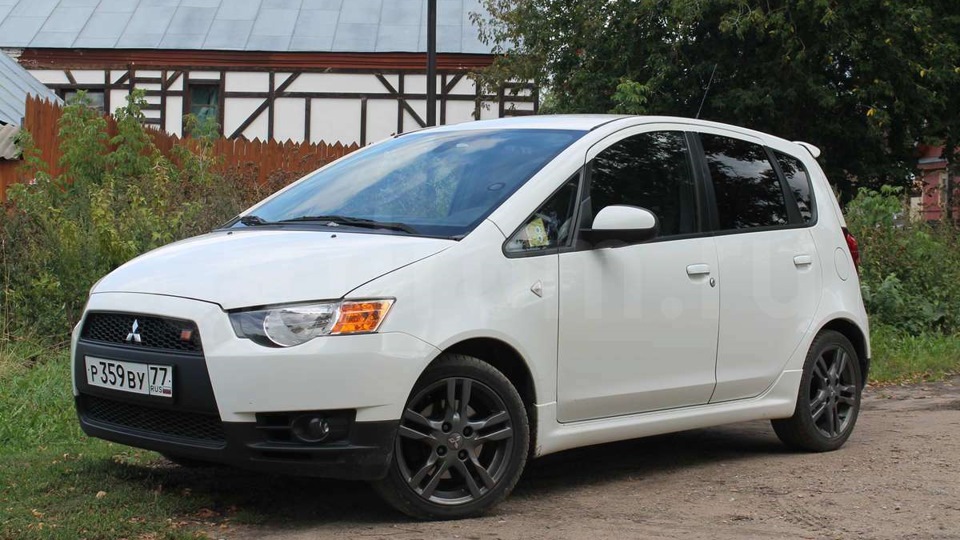 Mitsubishi Colt 7