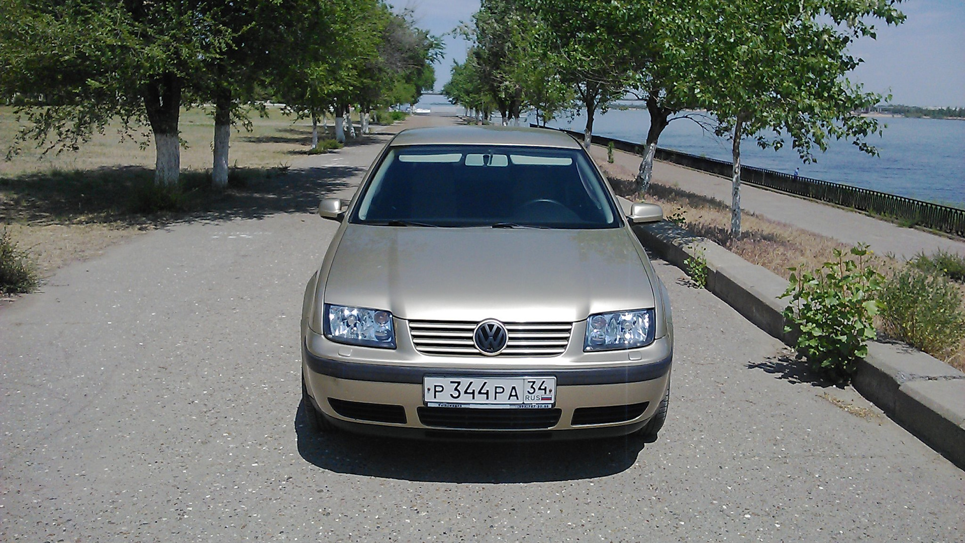 Volkswagen Bora 1.6 бензиновый 2001 | 1,6 AVU на DRIVE2