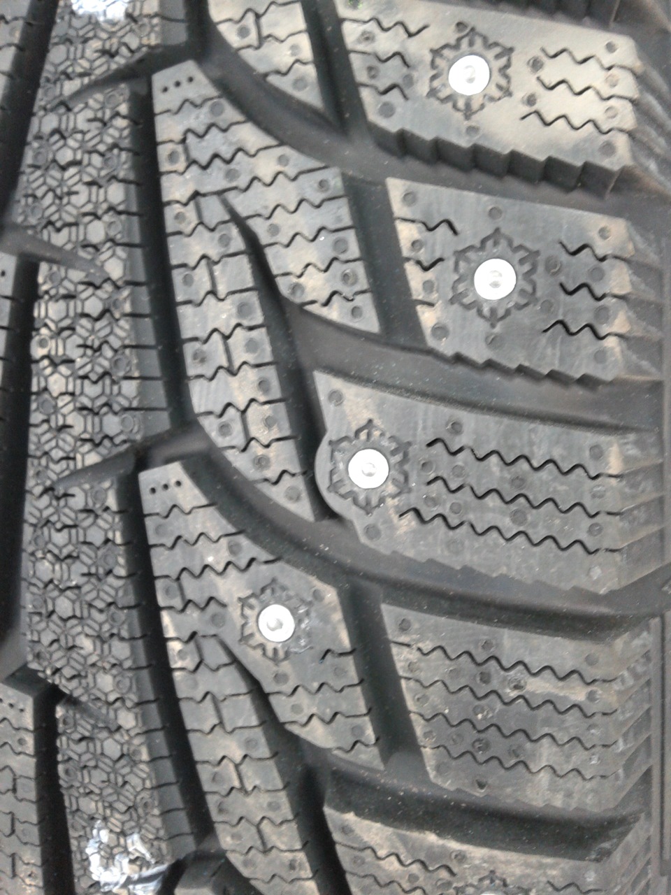 Hankook winter i pike. 225/45r17 Hankook i’Pike RS w419 94t. Ханкук 419. Hankook w419 шип 91t. Hankook w419 i Pike RS.