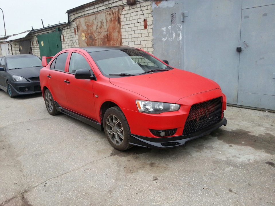 Mitsubishi Lancer 10 в рапторе