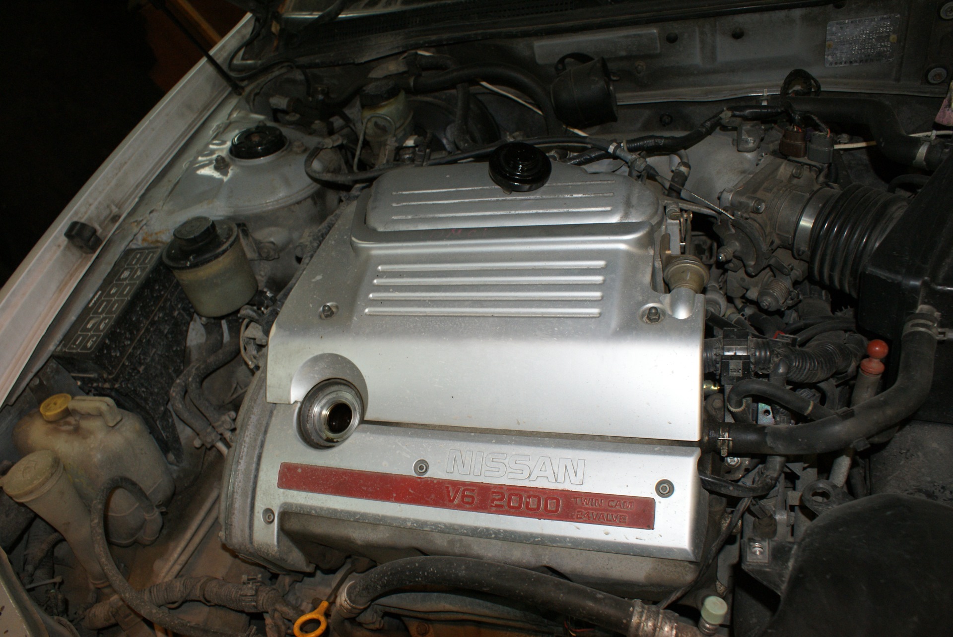 Масло в ниссан цефиро. Холодный впуск Nissan Cefiro a32. Мотор 2500 Ниссан Цефиро. Датчик давления масла Ниссан Максима а33 2.0. Датчик масла Ниссан Цефиро а33.