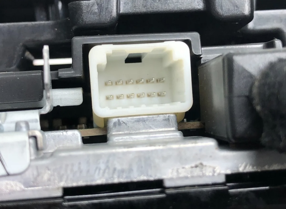 ?ВОПРОС? — KIA Stinger, 2,2 л, 2018 года | аксессуары | DRIVE2