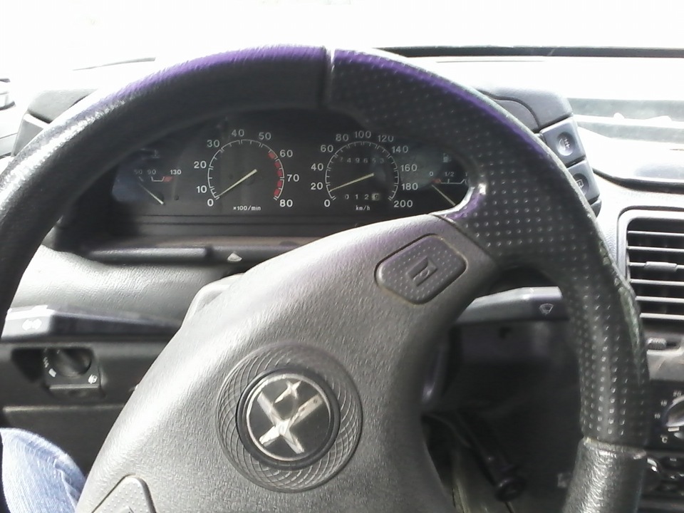 Наконец то сменил приборку и руль. — Lada 2110, 1,3 л, 1997 года ...