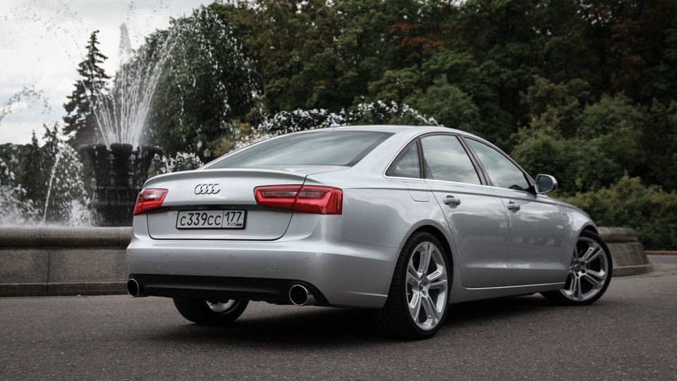 Дверь а6 с7. Audi a6 c7. Ауди а6 кузов с7. А6 с7 дорестайлинг. 6 На 7.