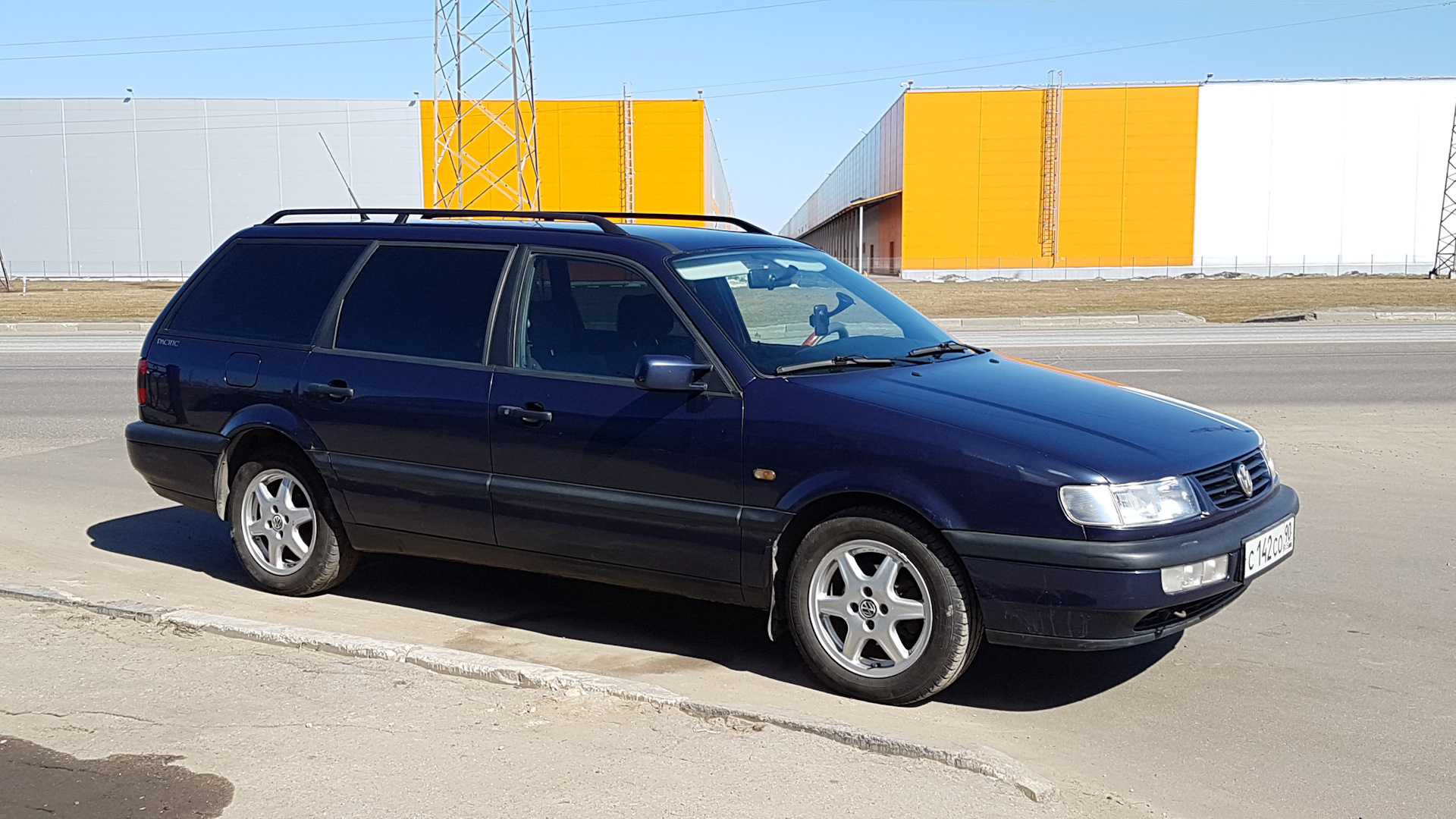 Volkswagen Passat B4 1.6 бензиновый 1996 | МоскаLь *3 на DRIVE2