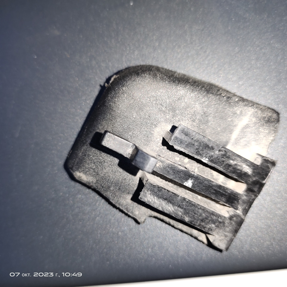 Доработка декоративной накладки двигателя 2112 — Lada Приора хэтчбек, 1 ...