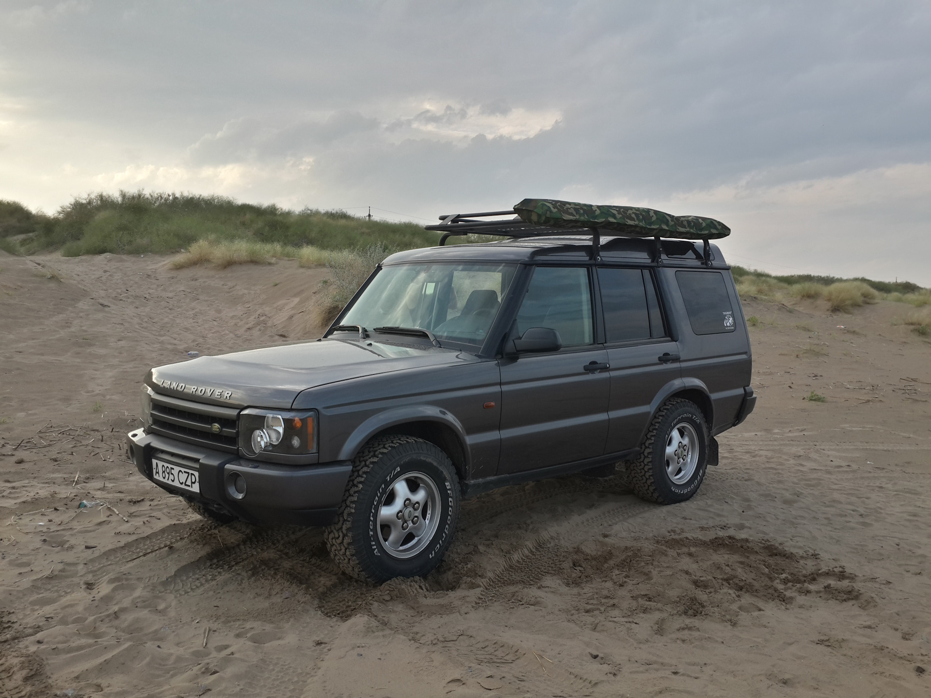 Дискавери 2.5 дизель. Ленд Ровер Дискавери 2. Ленд Ровер Дискавери 1. Ленд Ровер Дискавери 2 1998. Land Rover Discovery II 2.