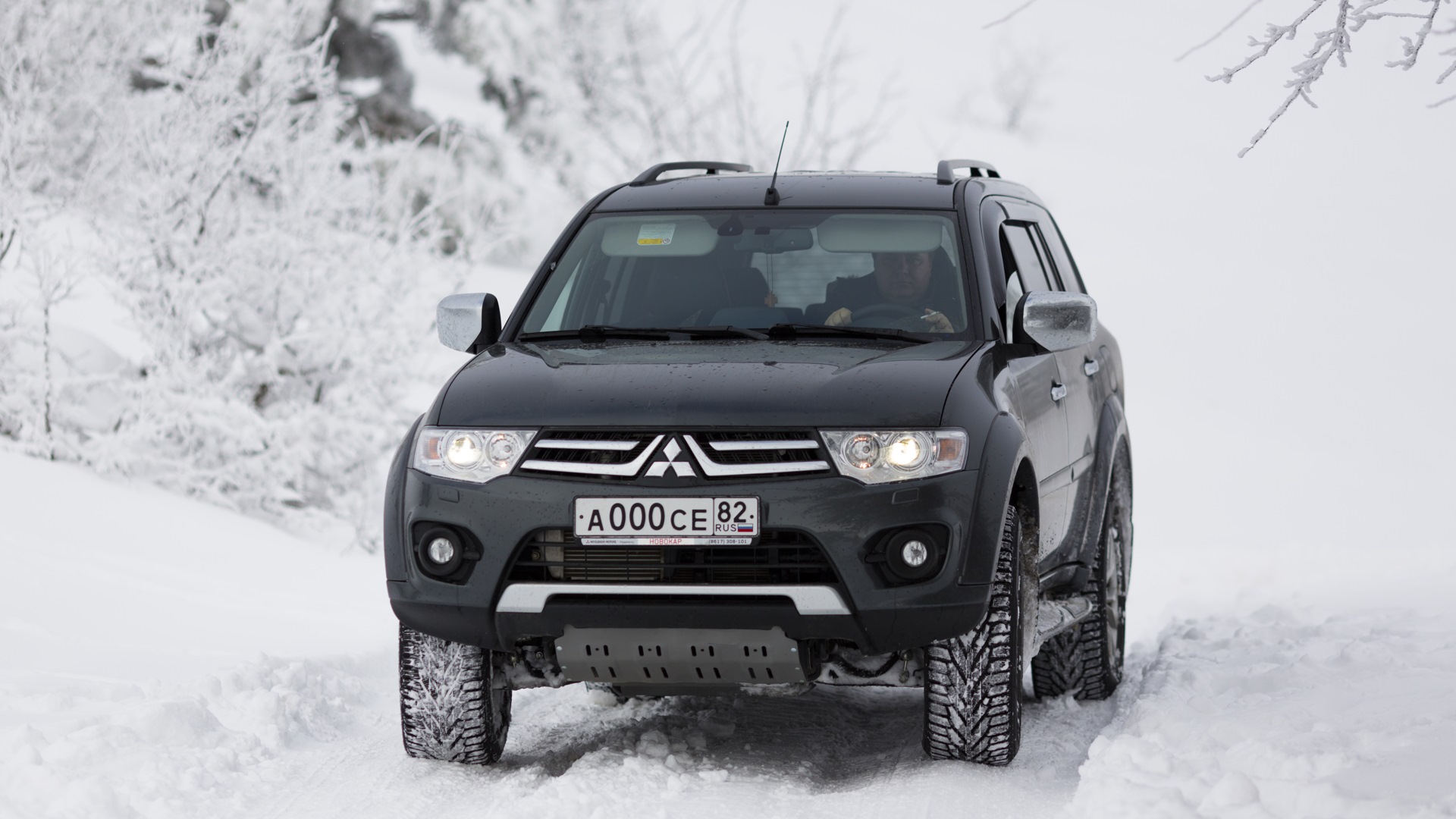 Митсубиси спорт дизель. Mitsubishi Pajero Sport (2g). Паджеро спорт 2 2015. Паджеро спорт 2015 дизель. Mitsubishi Pajero Sport II 2015.