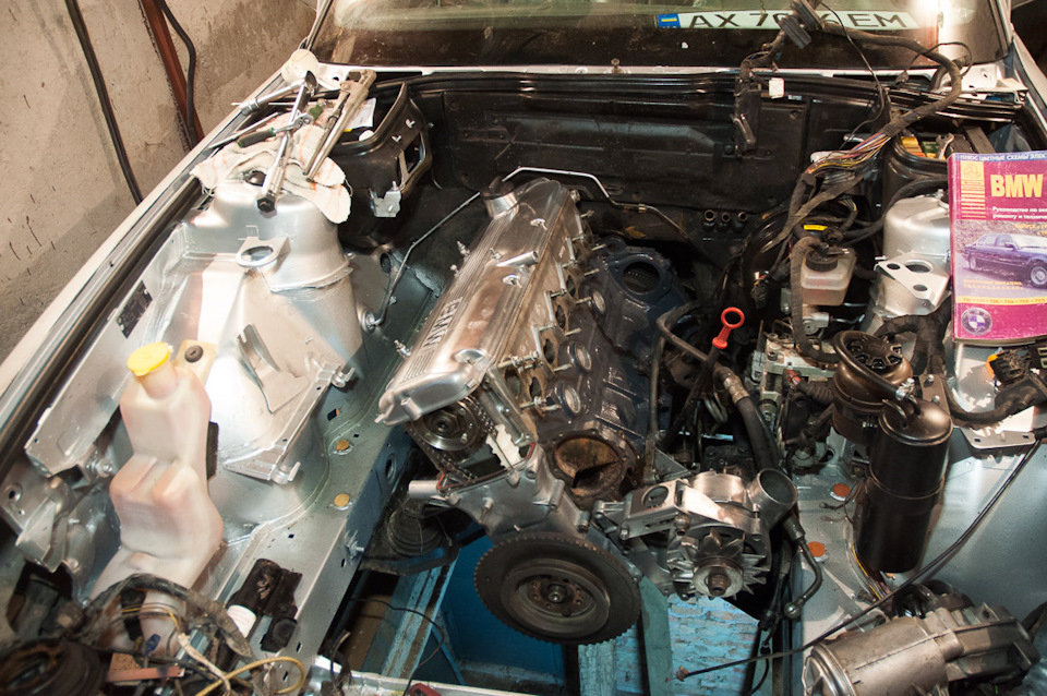 Установка ГБЦ и выставление фаз ГРМ — BMW 7 series (E32), 3 л, 1987 ...