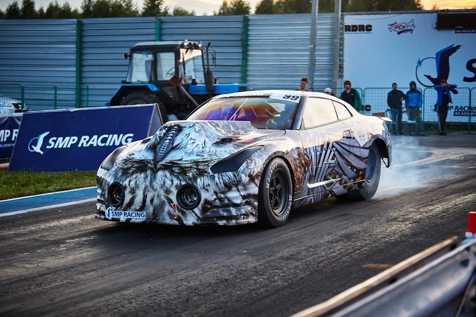 Nissan GTR Гурама
