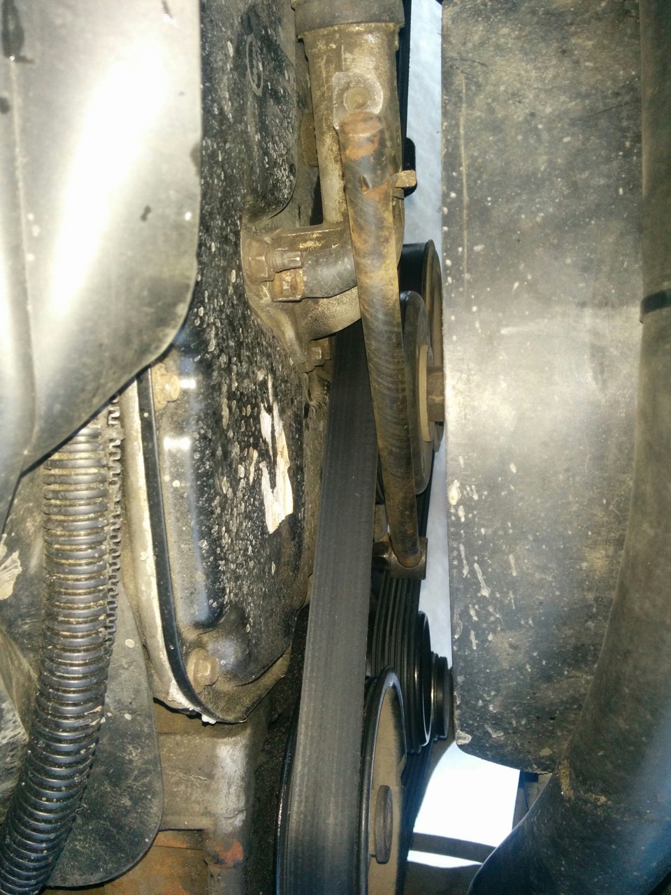 Ключ для приводного ремня — Ford Transit (6G), 2,4 л, 2000 года ...