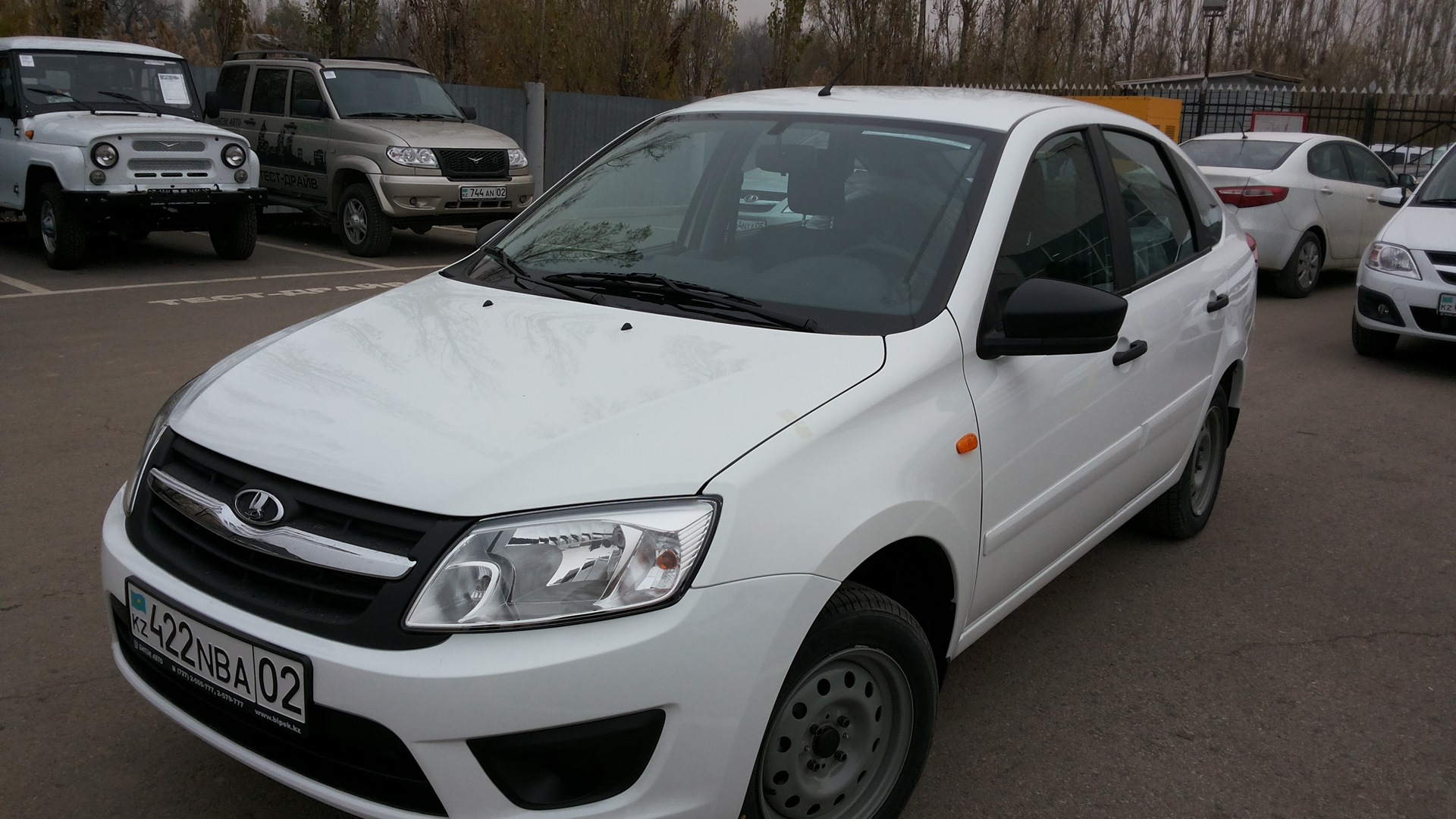 Lada Гранта лифтбек 1.6 бензиновый 2014 | Liftback from Almaty на DRIVE2