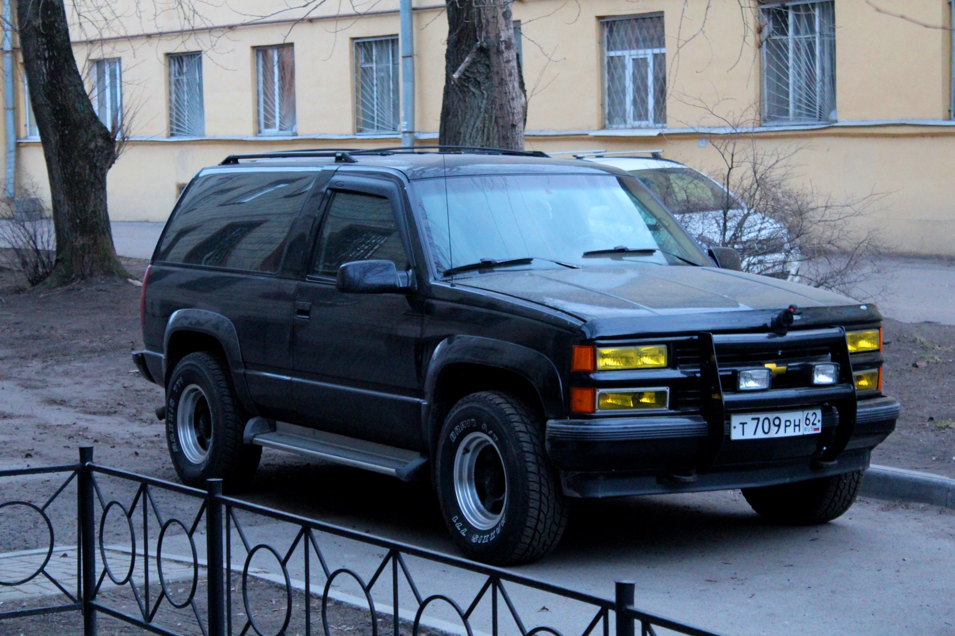 chevrolet tahoe gmt400