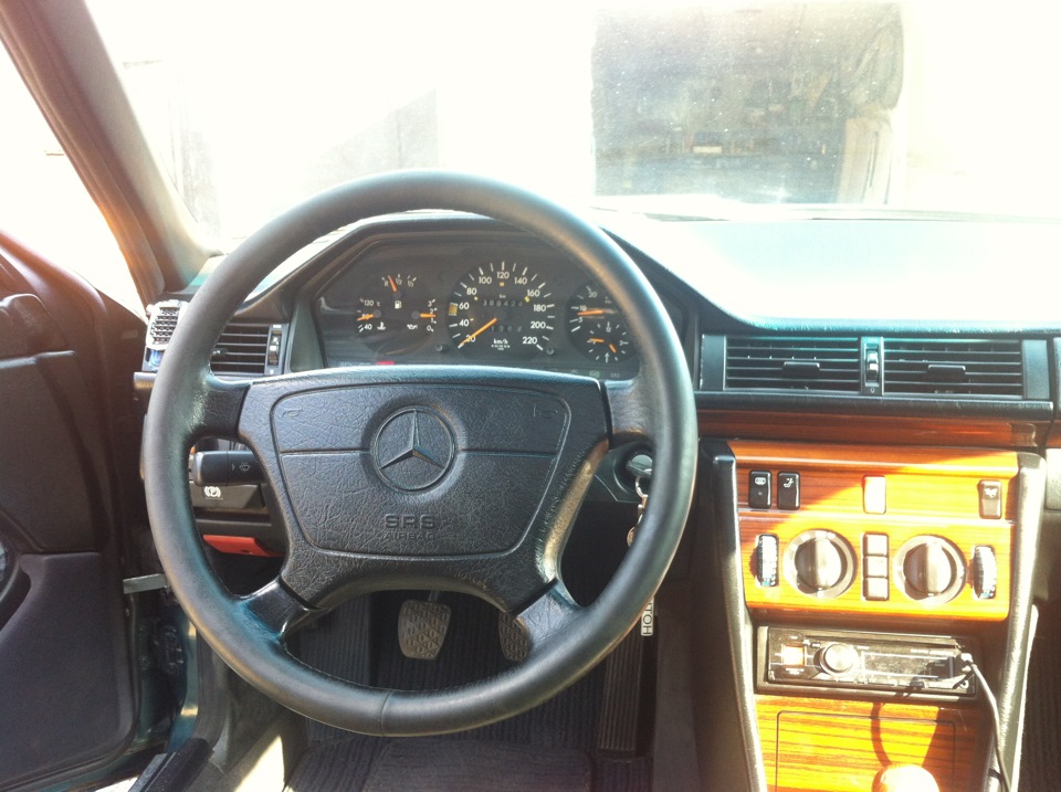 руль w124