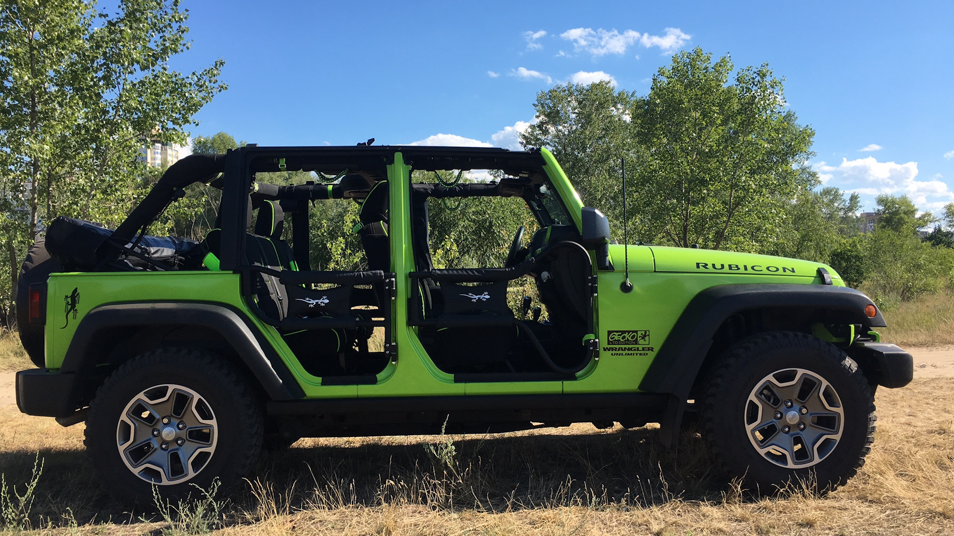 Jeep wrangler rubicon 2 door. Джип 2. Jeep wrangler rubicon красный. Jeep wrangler 4d. Jeep wrangler 2007 год.