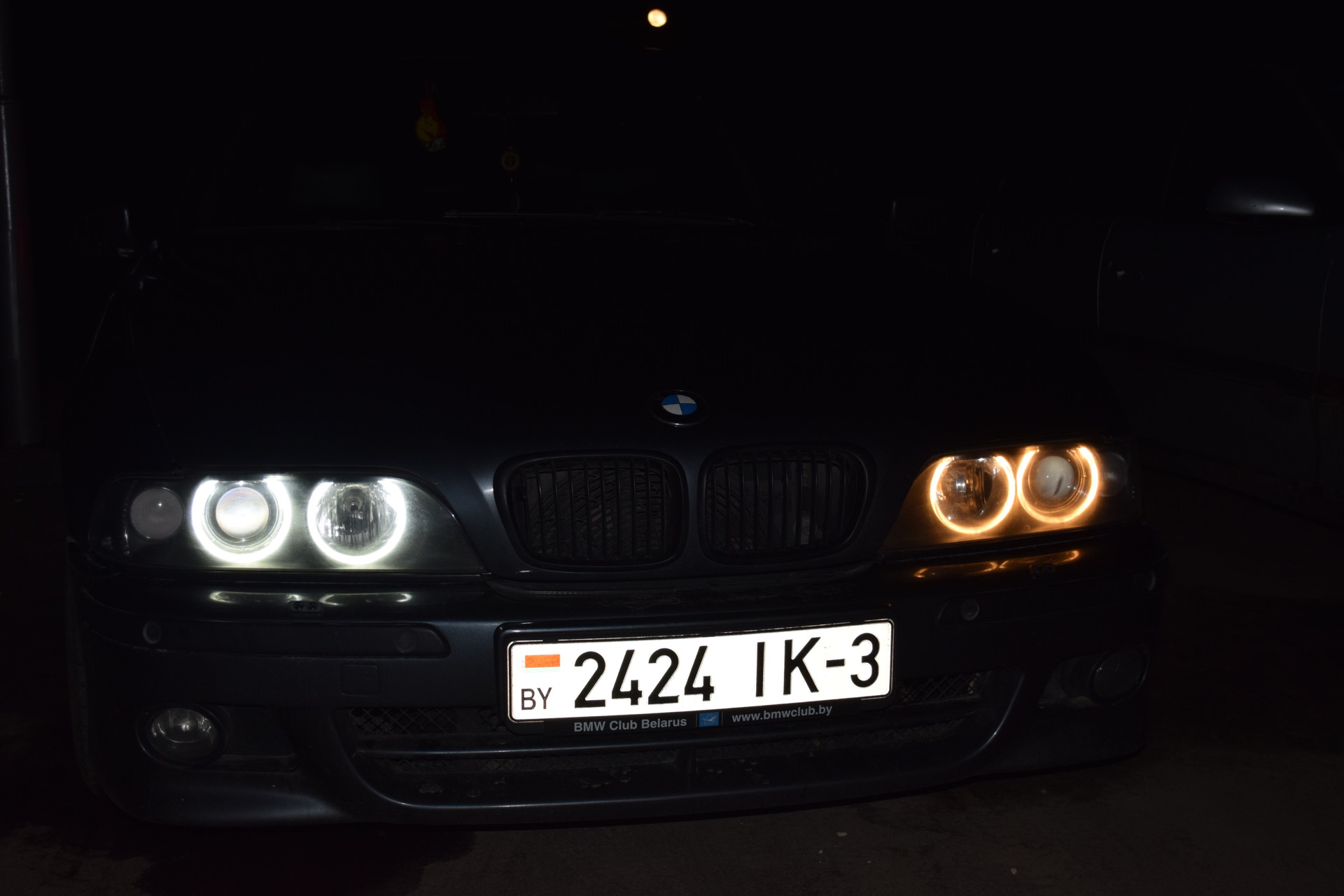 Ангельские глазки BMW: история возникновения. Купить ксенон в Xenon-v-SPb