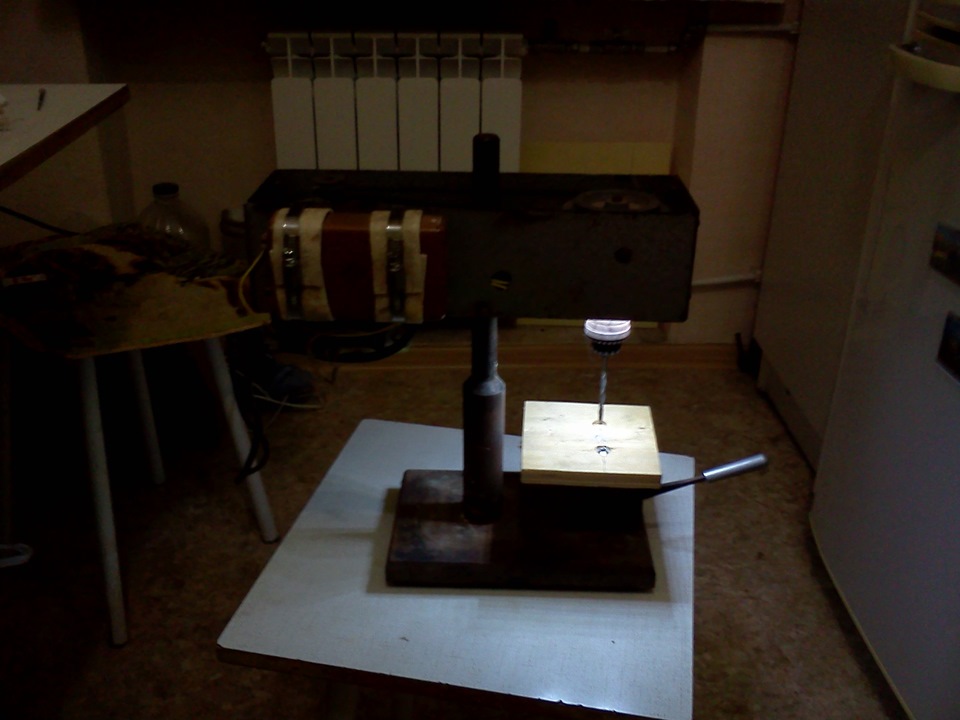 A simple led lamp  lighting for the drill press