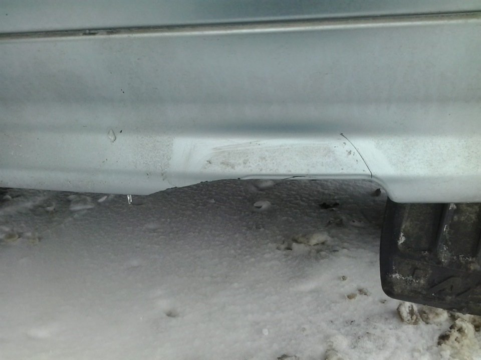 треснул задний бампер — DRIVE2