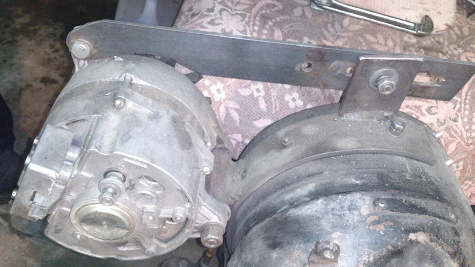 Генератор с классики — ЛуАЗ 969, 1992 года | своими руками | DRIVE2