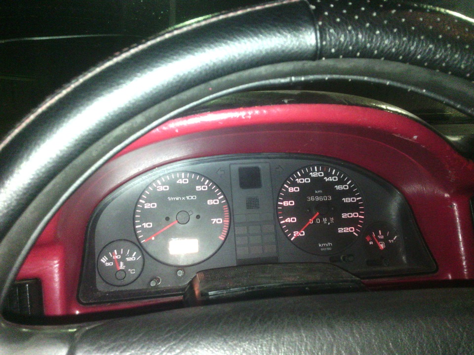 ремонт пропайка приборной панели — Audi 80 (B3), 1,8 л, 1989 года ...