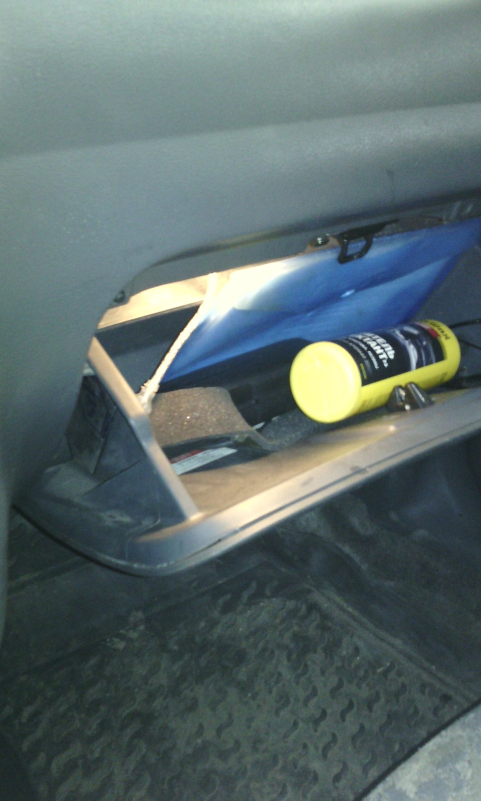 Свет в перчаточном ящике — Chevrolet Lanos, 1,5 л, 2006 года ...