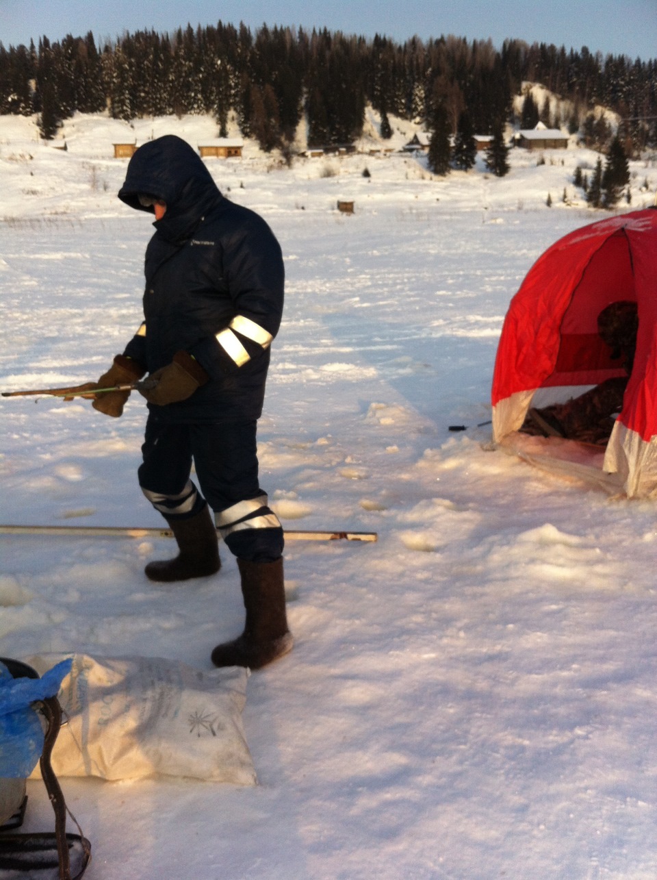 Рыбалка, деревня, зимник — Lada 2113, 1,6 л, 2010 года | путешествие ...