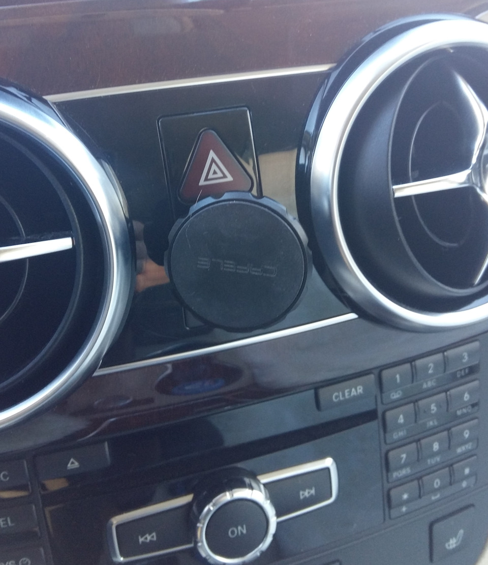 65667cds 960 держатель для телефона mercedes glk