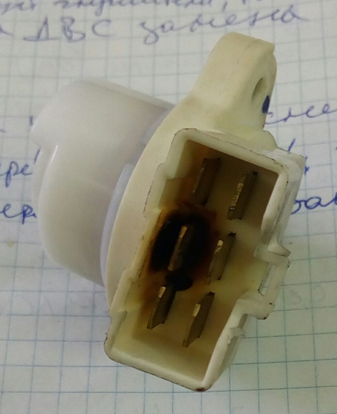 Как снять замок зажигания на киа бонго