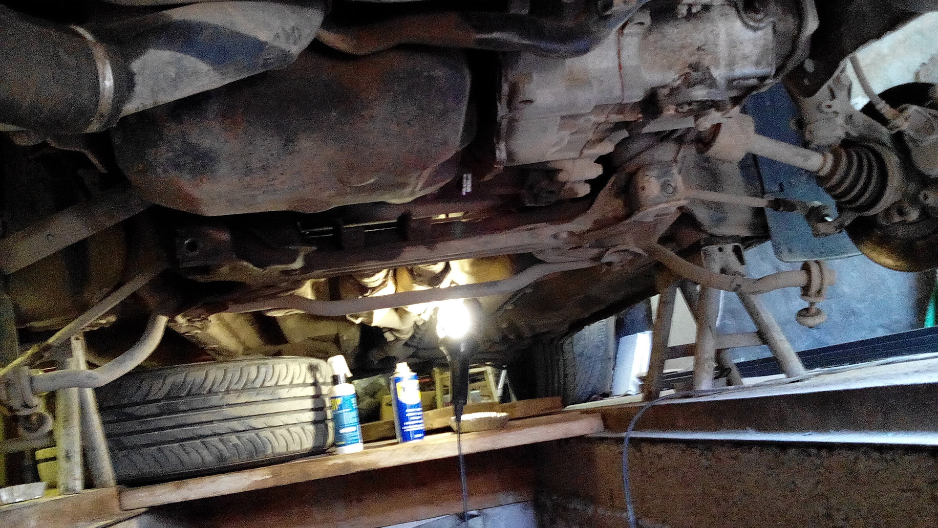 Как я собрался поменять гофры выпуска на синкре)Пыльники рулевых тяг ...